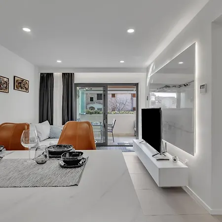 Todalmatia Seafront Apartman *