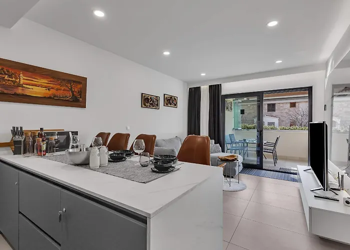 Todalmatia Seafront Apartman *