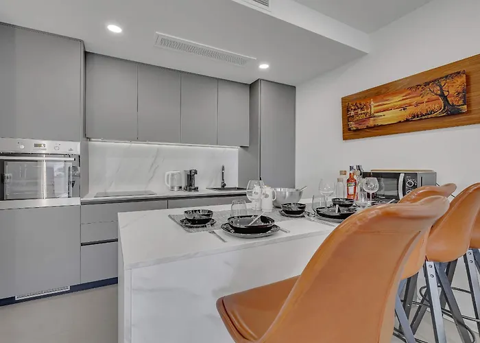 Todalmatia Seafront Apartment